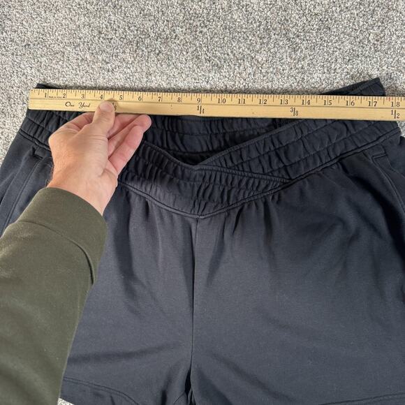 Under Armour Shorts Womens 1X Black Crossover Waist Pockets Cotton Blend 1382765 - Picture 2 of 15